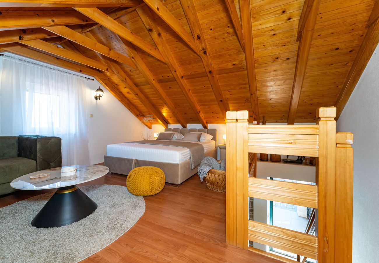 Dom w Radonic - Authentic stone house Dida