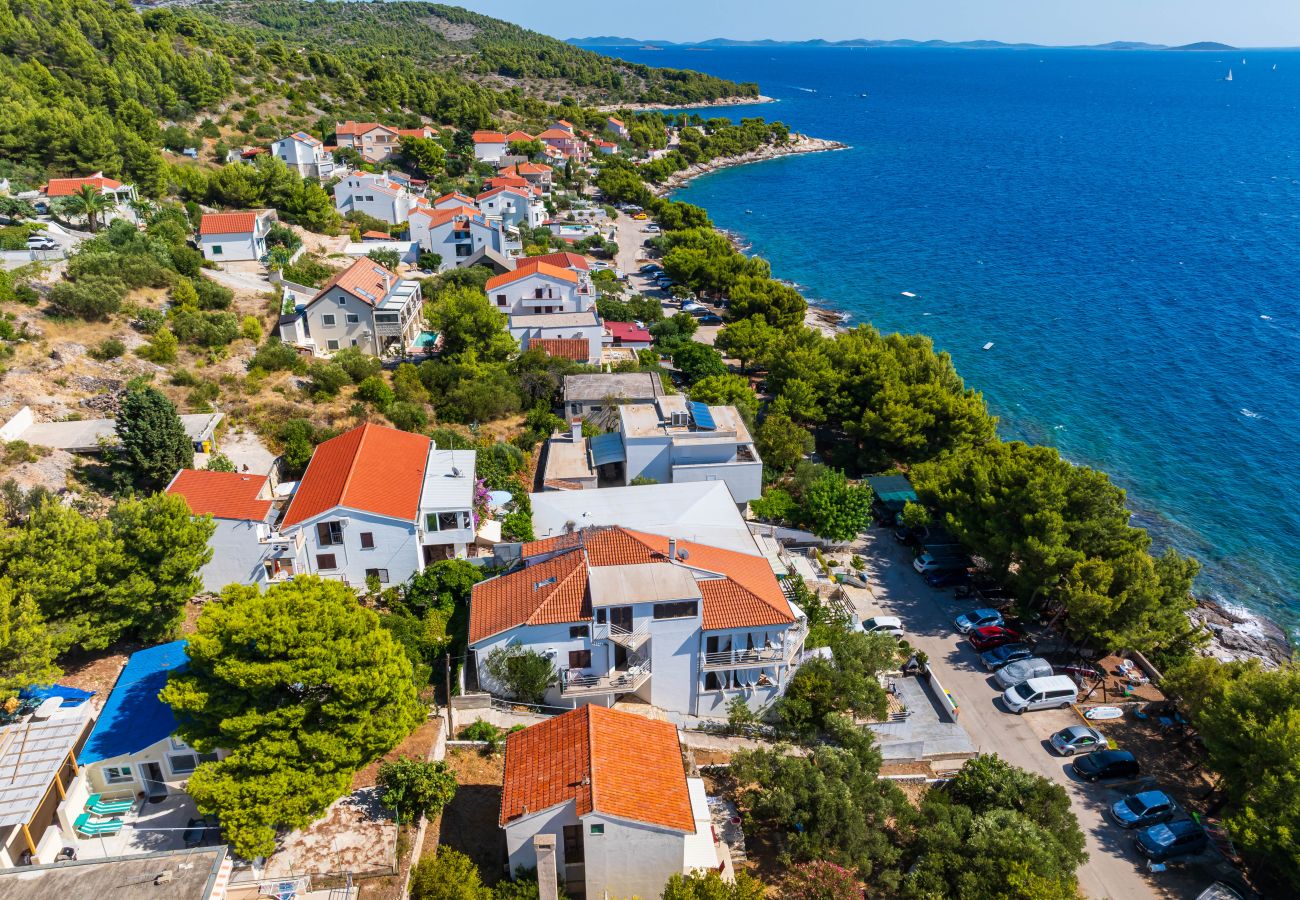 Dom w Murter - Beach House Kornati View