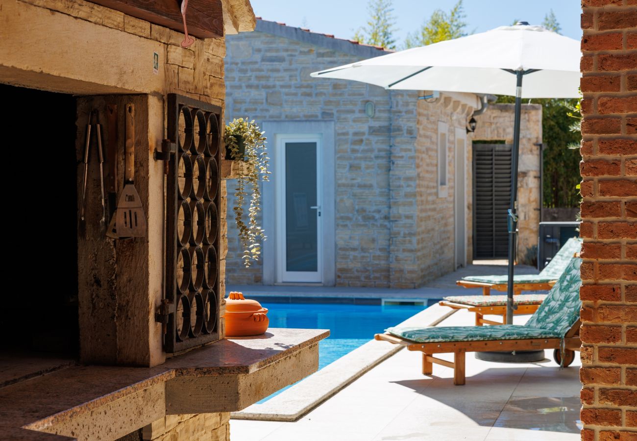 Dom w Smilcic - Authentic Villa Granar