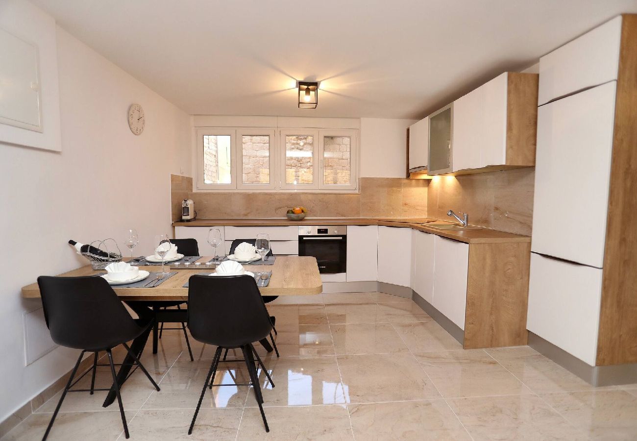 Apartament w Trogir - M Apartment Trogir