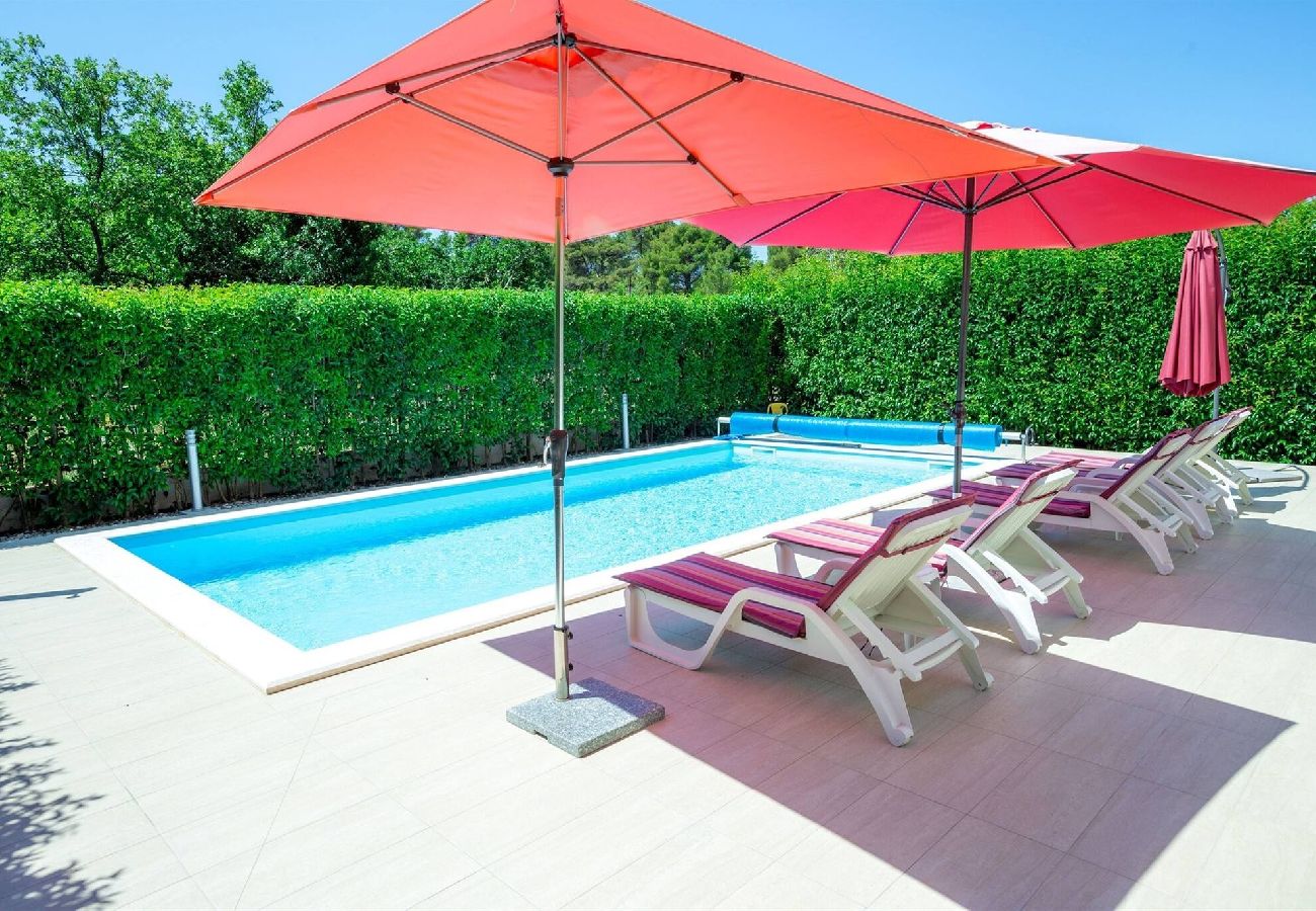 Apartament w Zadar - Apartment ViGo with private pool