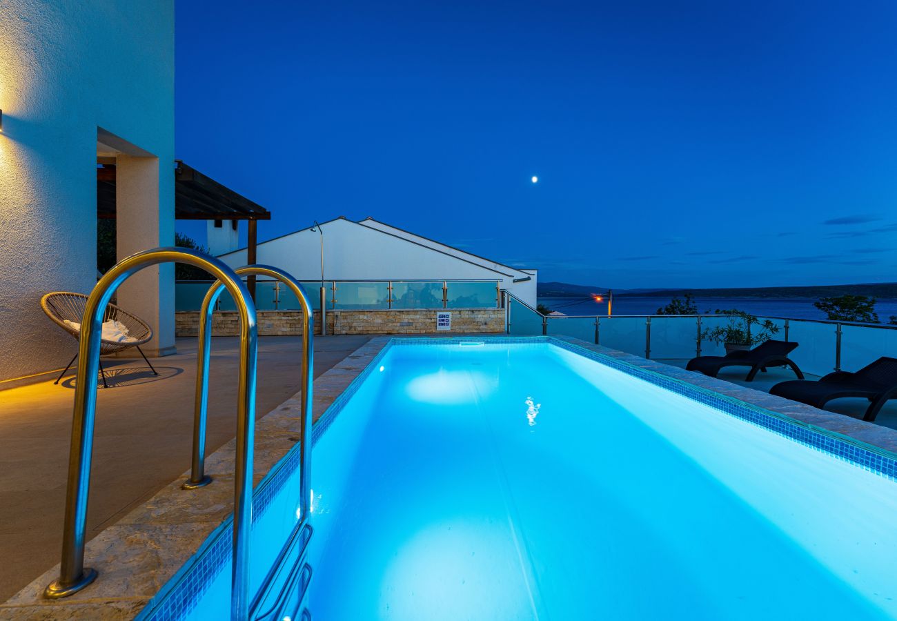 House in Maslenica - Sea view Villa Anpero