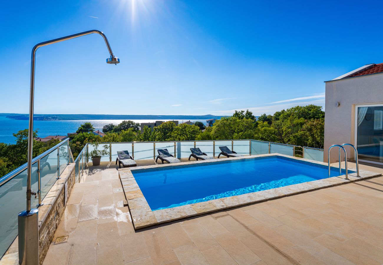 House in Maslenica - Sea view Villa Anpero