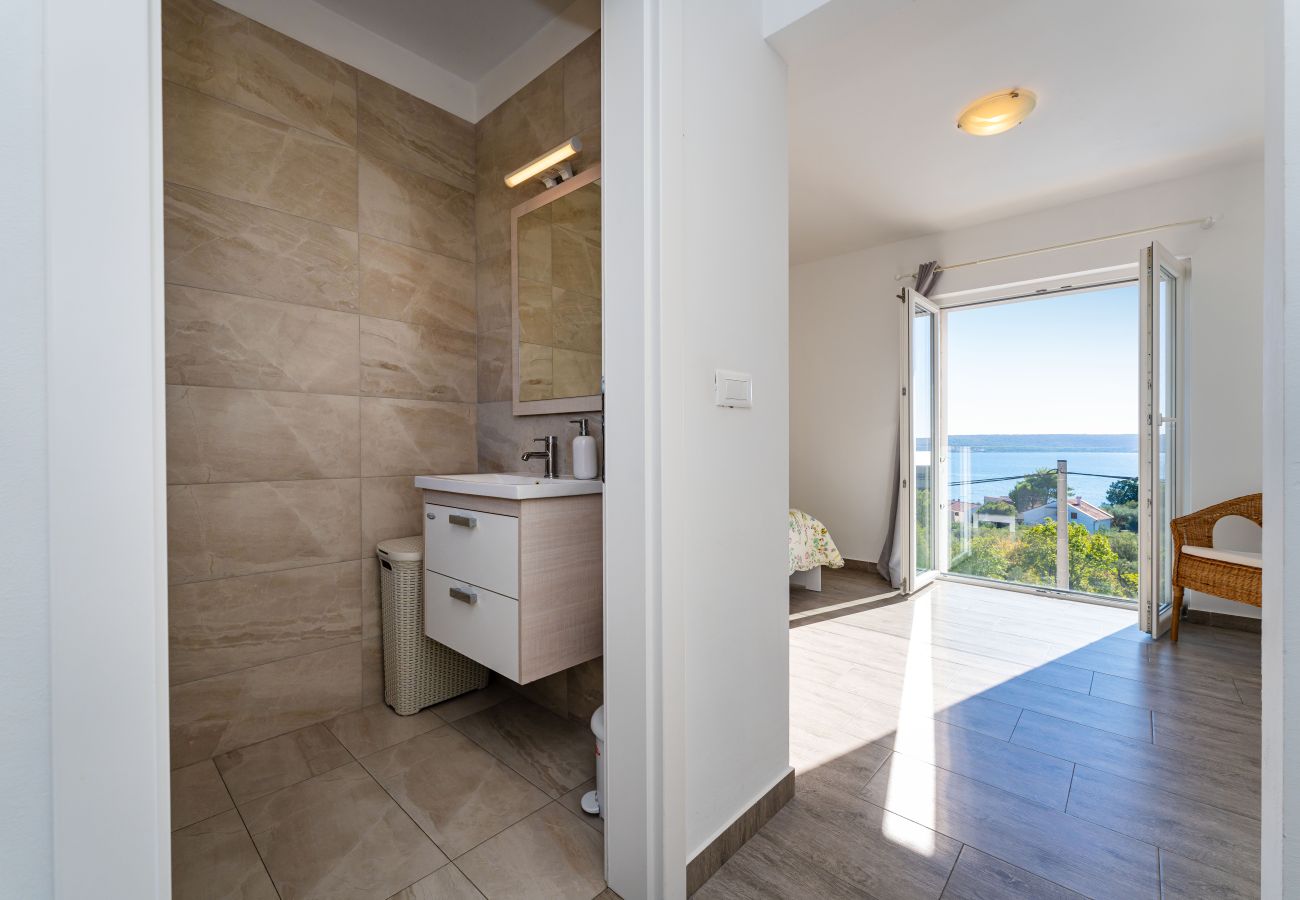 House in Maslenica - Sea view Villa Anpero