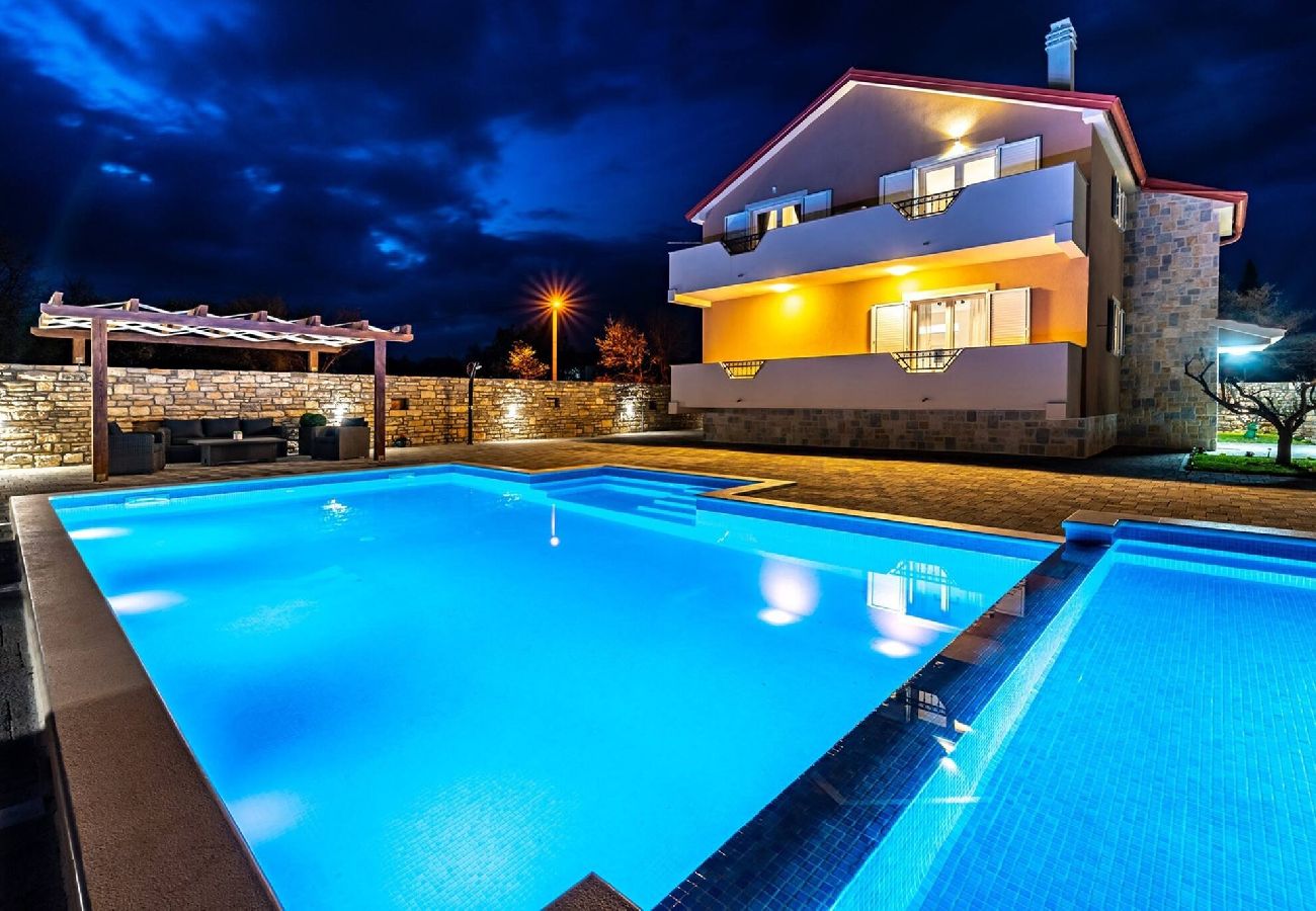 House in Benkovac - Luxury Villa Escape