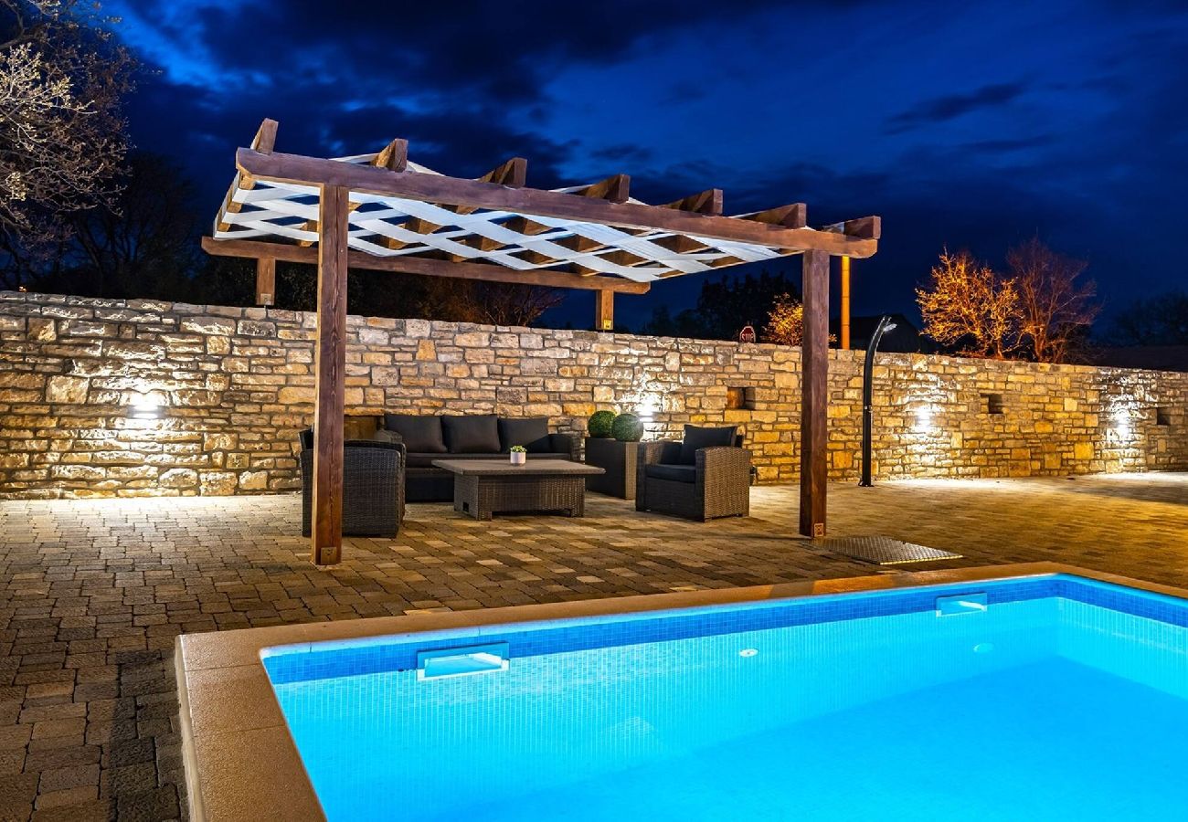 House in Benkovac - Luxury Villa Escape