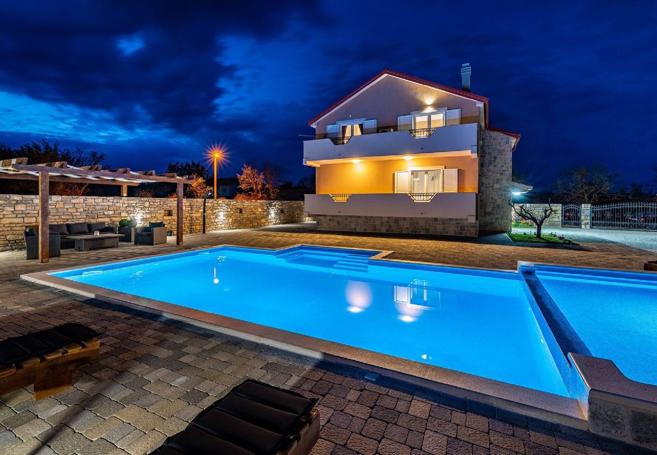 House in Benkovac - Luxury Villa Escape