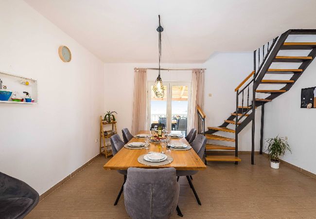 House in Žažvic - Holiday home Agro Casa House in Žažvic - Holiday home Agro Casa