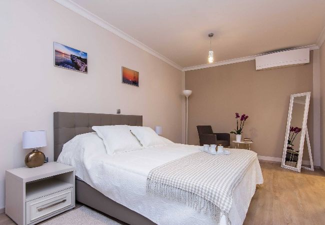 House in Debeljak - Villa Providenca with heated pool House in Debeljak - Villa Providenca with heated pool