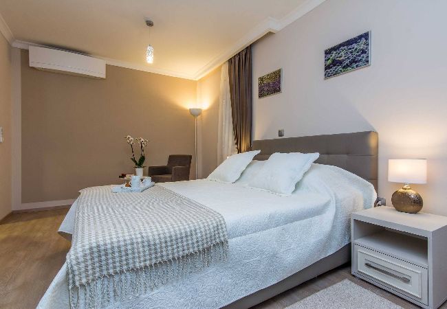 House in Debeljak - Villa Providenca with heated pool House in Debeljak - Villa Providenca with heated pool