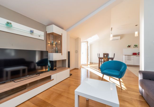 House in Petrcane - Holiday home Marijanka House in Petrcane - Holiday home Marijanka