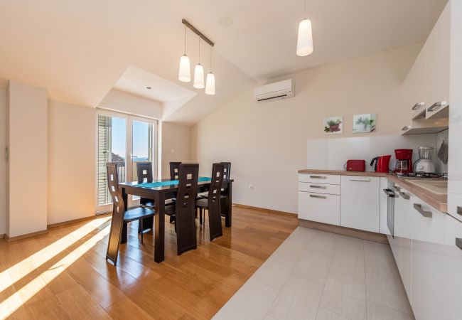 House in Petrcane - Holiday home Marijanka House in Petrcane - Holiday home Marijanka