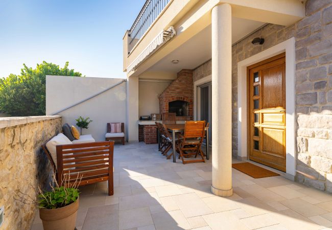 House in Petrcane - Holiday home Marijanka House in Petrcane - Holiday home Marijanka