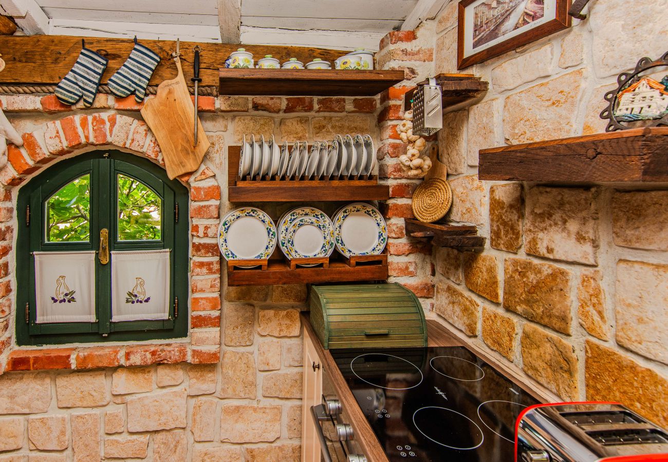 House in Maslenica - Sea view Villa Danica