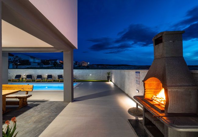 House in Ražanac - Sea view Villa Punta House in Ražanac - Sea view Villa Punta