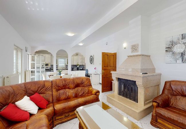 House in Neoric - Sport & Spa Villa Neoric House in Neoric - Sport & Spa Villa Neoric