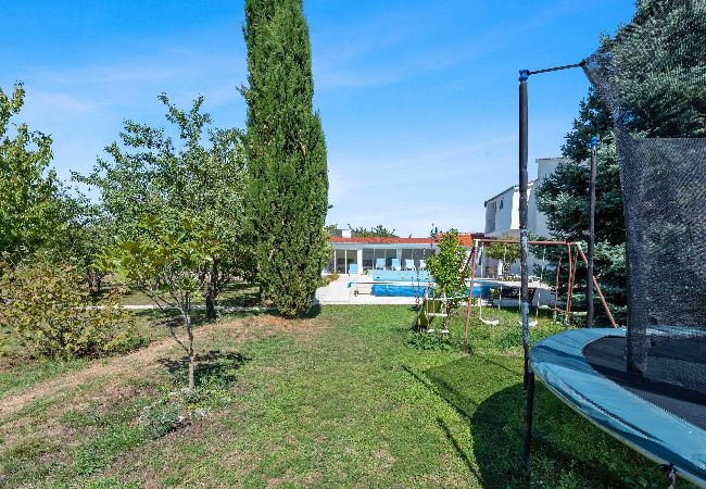 House in Neoric - Sport & Spa Villa Neoric House in Neoric - Sport & Spa Villa Neoric