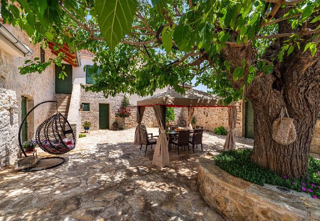 House in Podlug - Authentic Villa Zvonko House in Podlug - Authentic Villa Zvonko