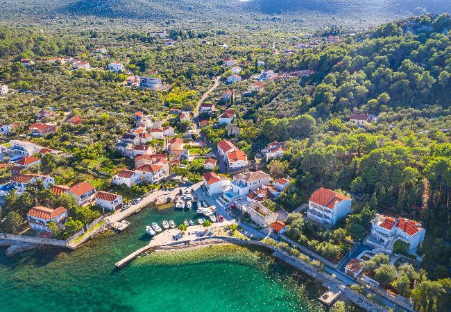 House in Lukoran - Sea view Villa Nana House in Lukoran - Sea view Villa Nana
