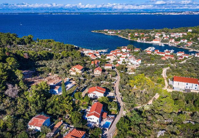 House in Lukoran - Sea view Villa Nana House in Lukoran - Sea view Villa Nana