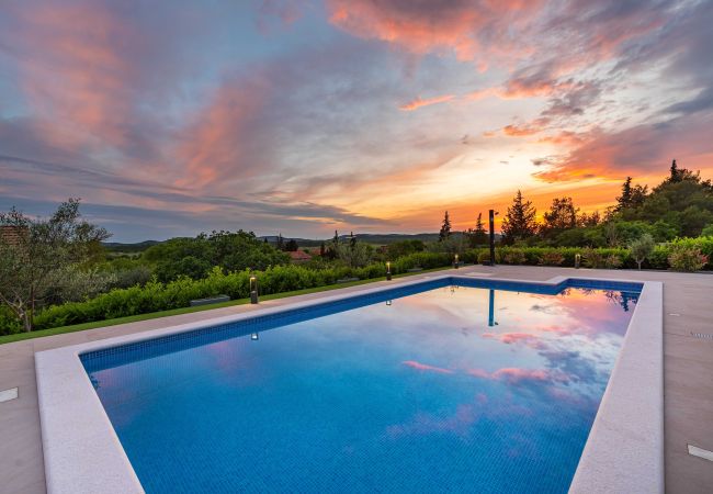 Villa in Stankovci - Luxury Villa Burra Villa in Stankovci - Luxury Villa Burra