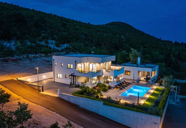 Villa in Stankovci - Luxury Villa Burra Villa in Stankovci - Luxury Villa Burra