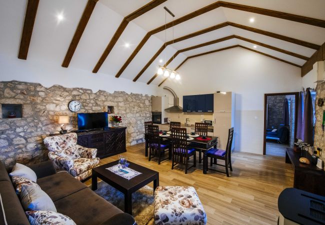 House in Kakma - Authentic stone house Momo House in Kakma - Authentic stone house Momo