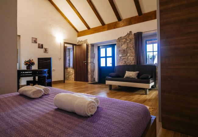 House in Kakma - Authentic stone house Momo House in Kakma - Authentic stone house Momo