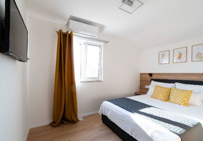 House in Vodice - Authentic Villa Storia House in Vodice - Authentic Villa Storia