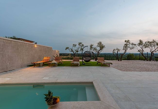 House in Benkovacko Selo - Villa Pezer with heated pool & sauna House in Benkovacko Selo - Villa Pezer with heated pool & sauna