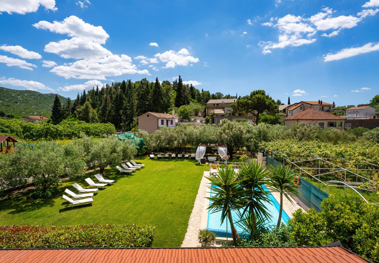 House in Peracko Blato - Villa Green Paradise