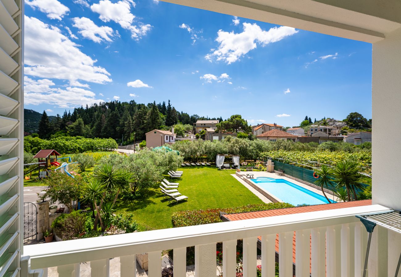House in Peracko Blato - Villa Green Paradise