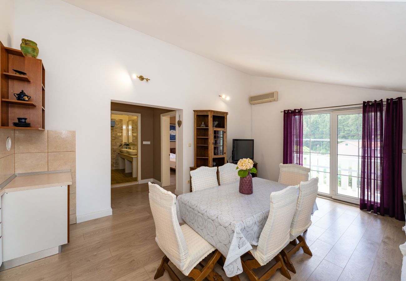 House in Peracko Blato - Villa Green Paradise