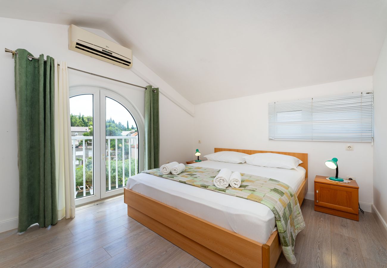 House in Peracko Blato - Villa Green Paradise