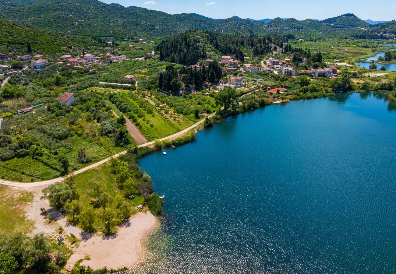 House in Peracko Blato - Villa Green Paradise