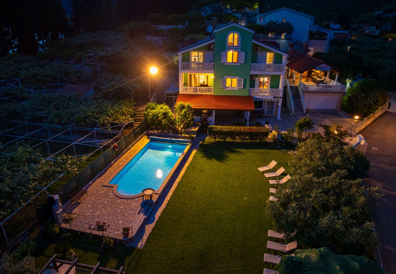 House in Peracko Blato - Villa Green Paradise