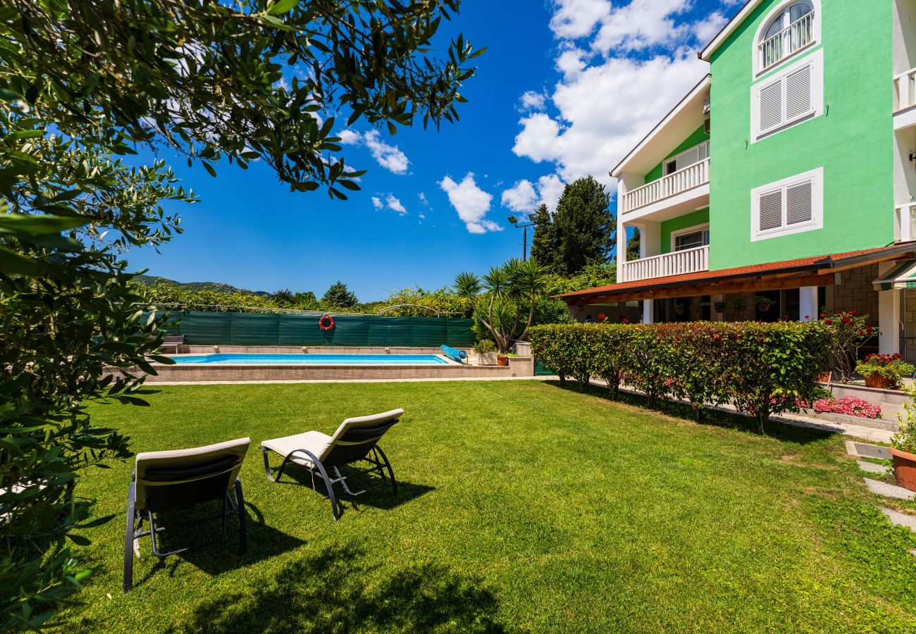 House in Peracko Blato - Villa Green Paradise