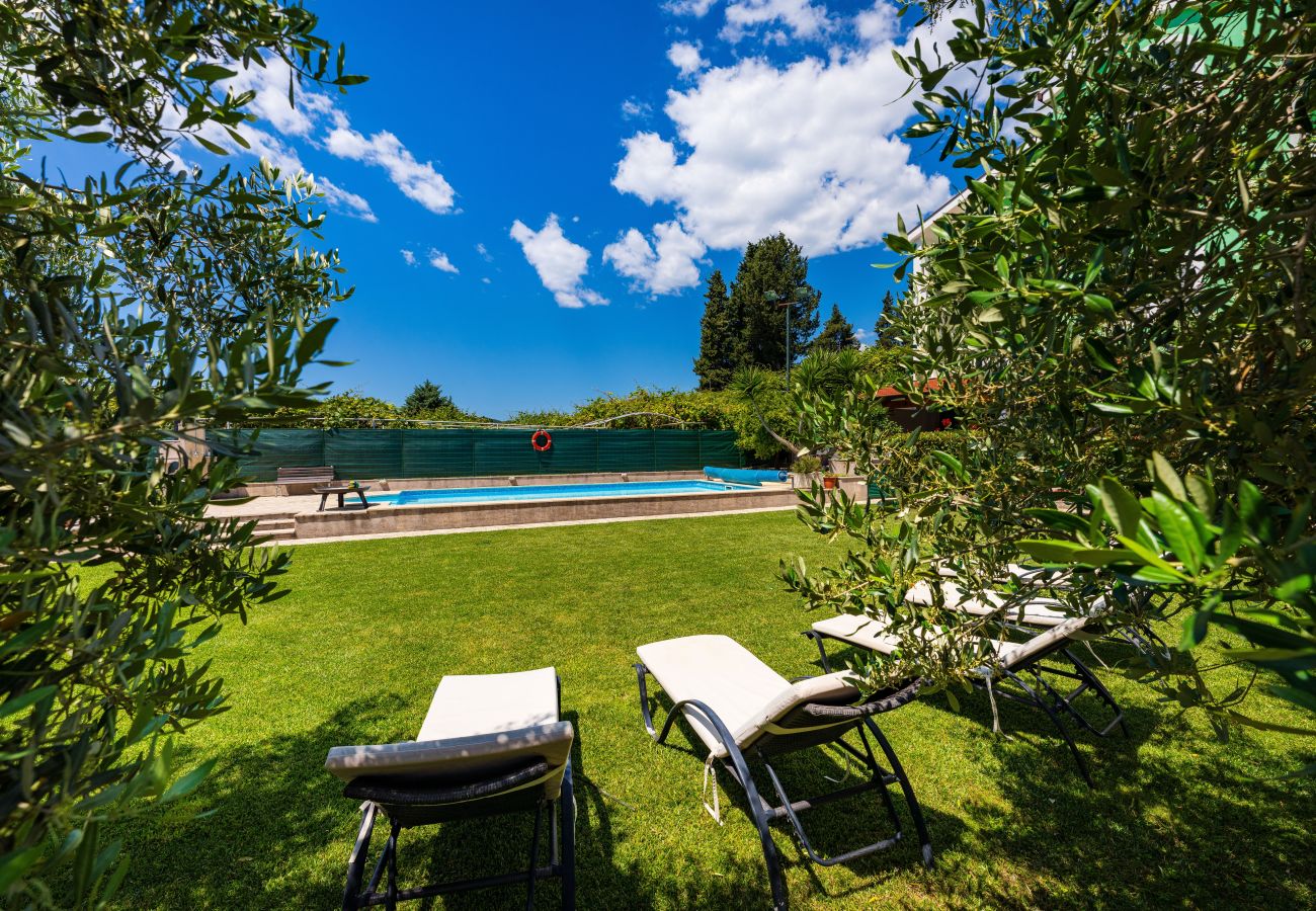 House in Peracko Blato - Villa Green Paradise