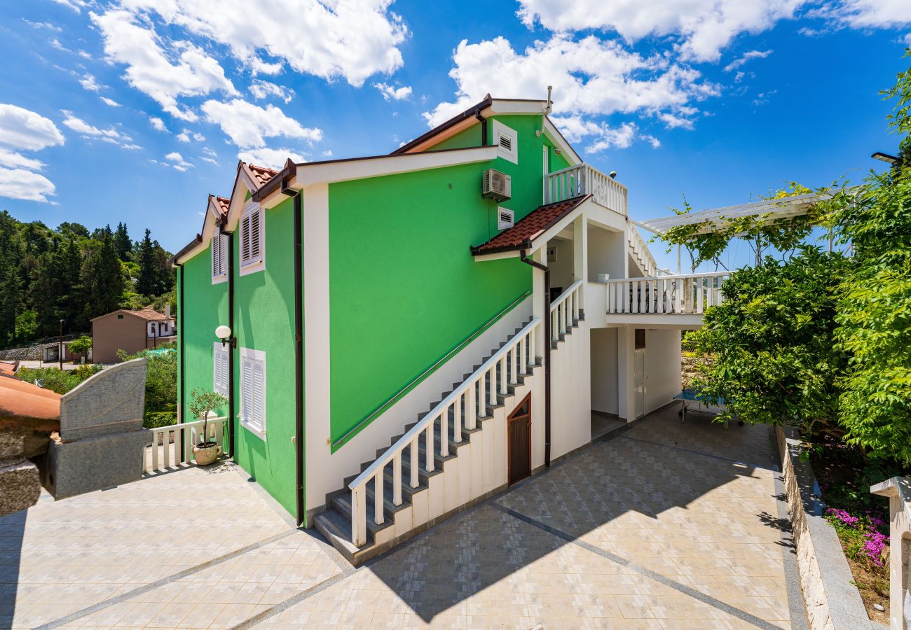 House in Peracko Blato - Villa Green Paradise