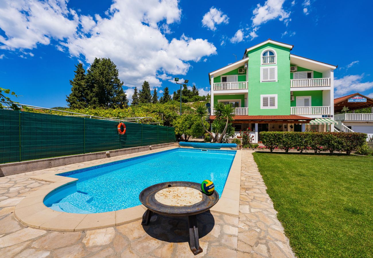 House in Peracko Blato - Villa Green Paradise