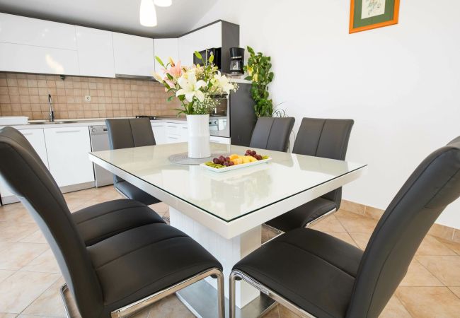 House in Galovac - Holiday home Maroko House in Galovac - Holiday home Maroko