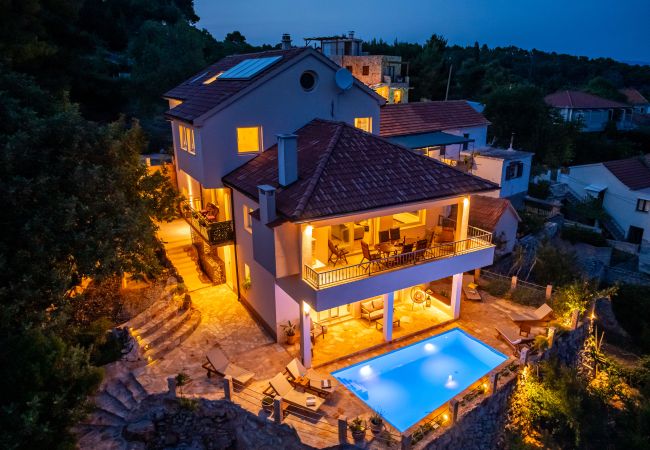 House in Svirce - Sea view Villa Amaria House in Svirce - Sea view Villa Amaria