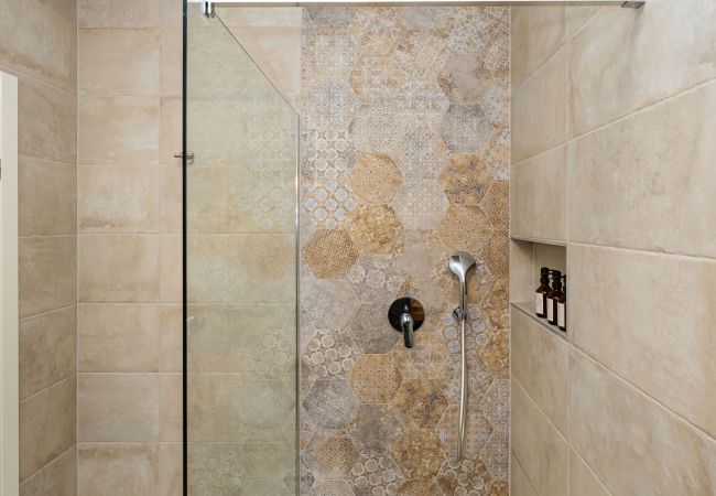 House in Svirce - Sea view Villa Amaria House in Svirce - Sea view Villa Amaria