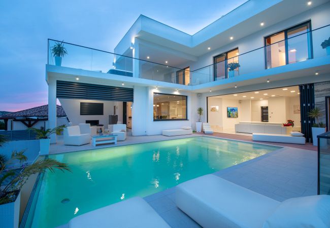 House in Maslenica - Luxury villa Michelle House in Maslenica - Luxury villa Michelle