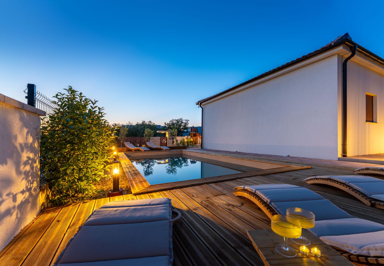 House in Murvica - Luxury Villa T&T