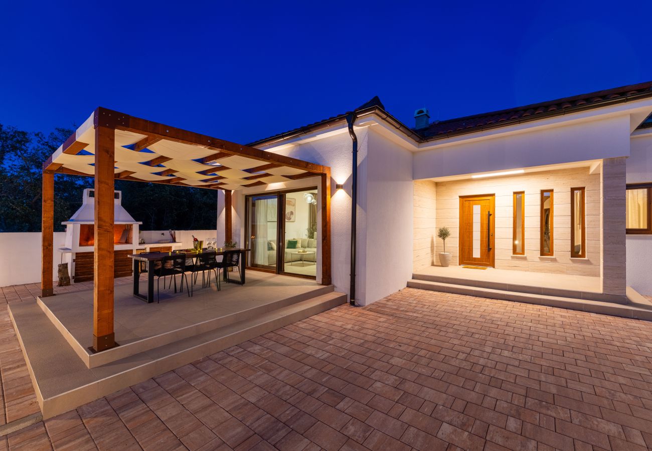 House in Murvica - Luxury Villa T&T
