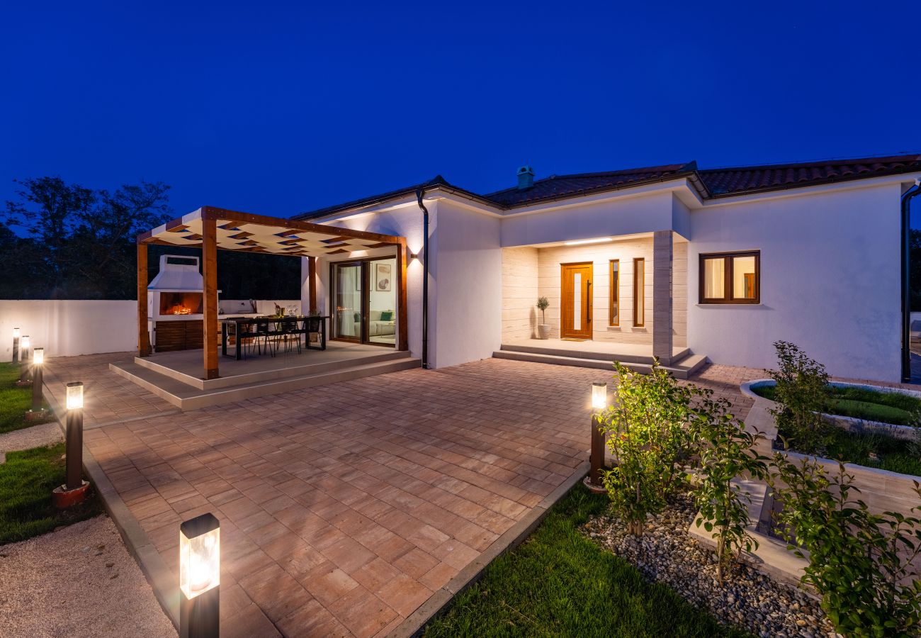 House in Murvica - Luxury Villa T&T