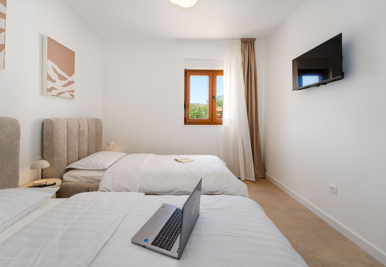 House in Murvica - Luxury Villa T&T