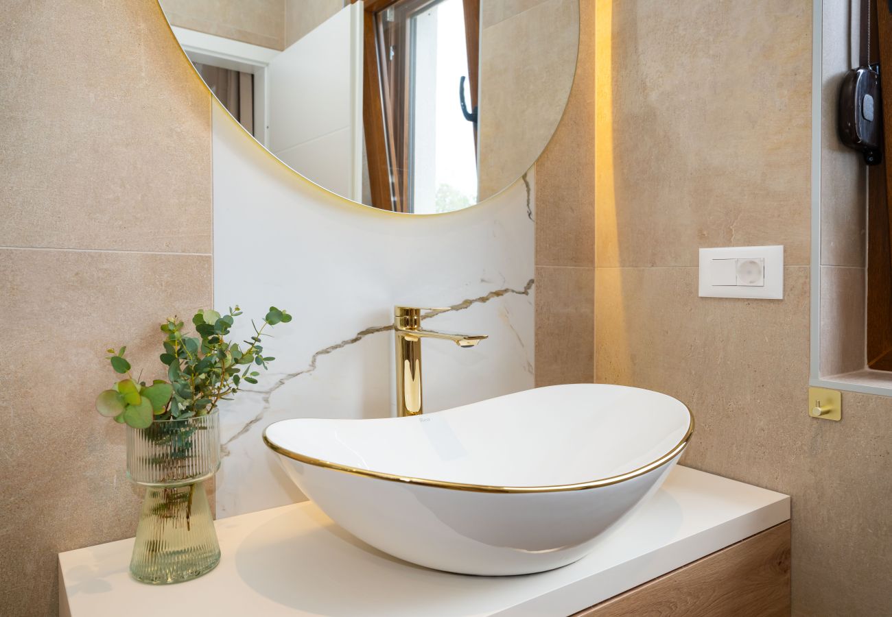 House in Murvica - Luxury Villa T&T