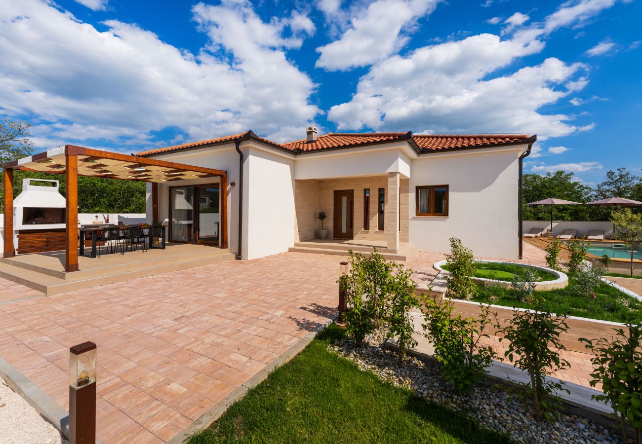 House in Murvica - Luxury Villa T&T